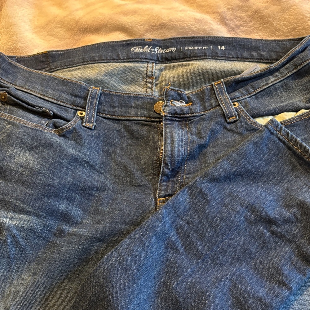 Women’s  Blue Jeans field and stream